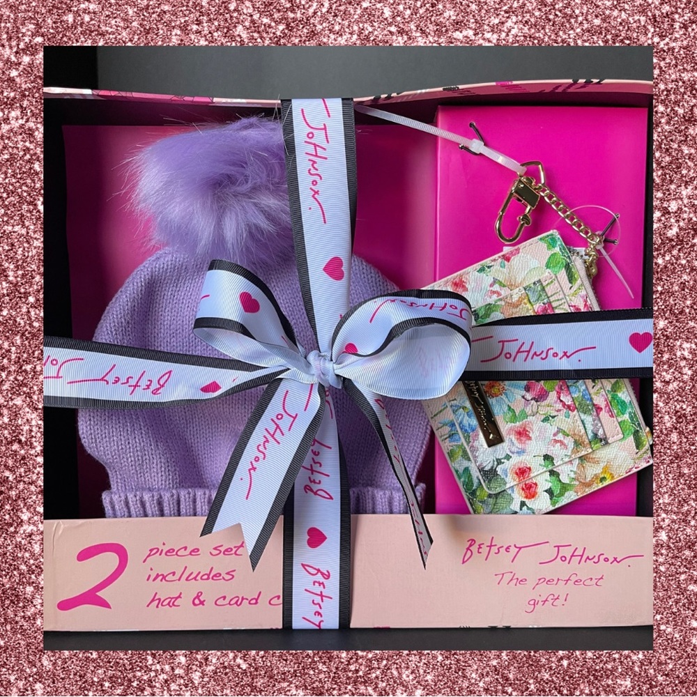 Betsey Johnson Lavender hat and card case gift set.